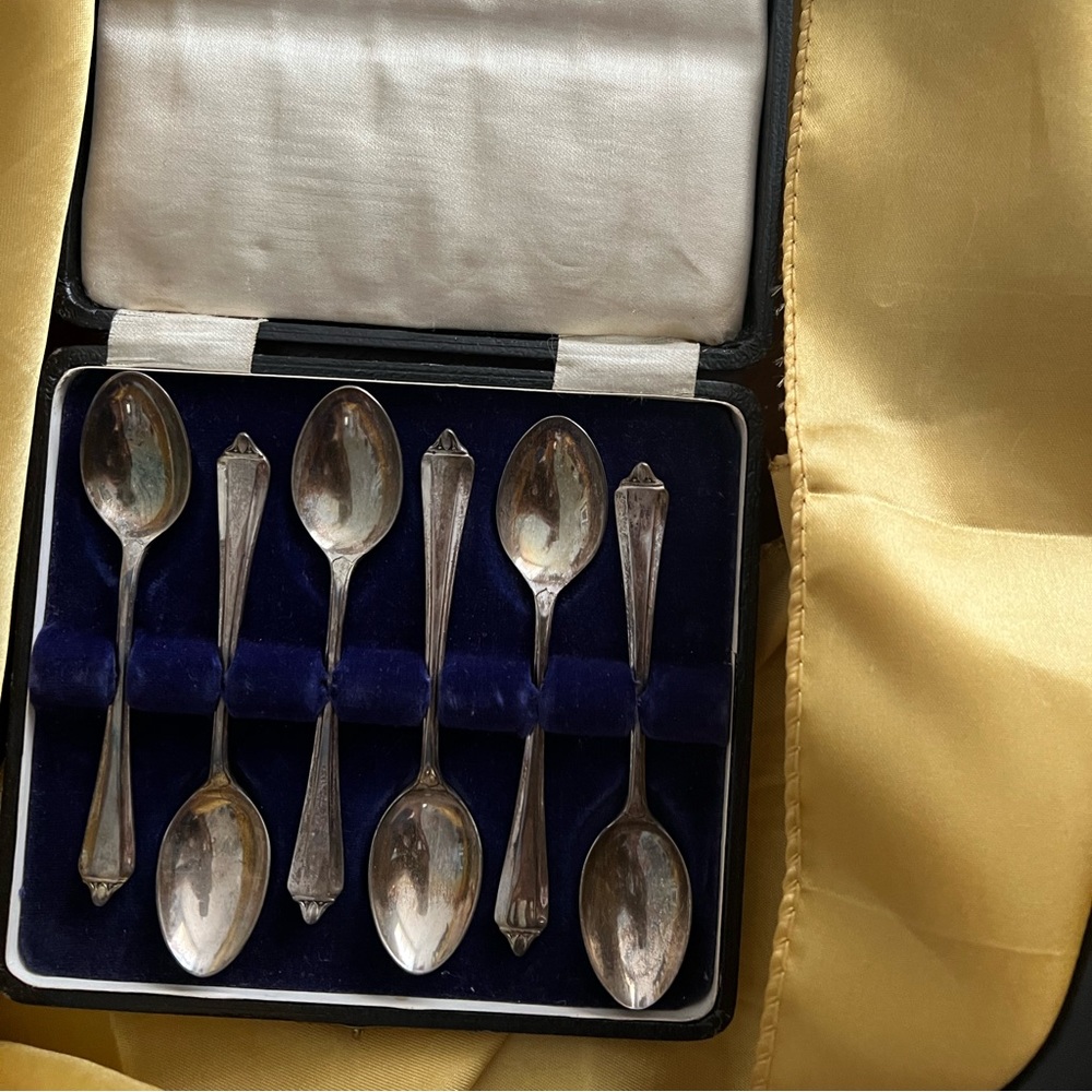 Rare Art Deco 1930s B&H Hallmarked Sterling Silver teaspoons set from England!